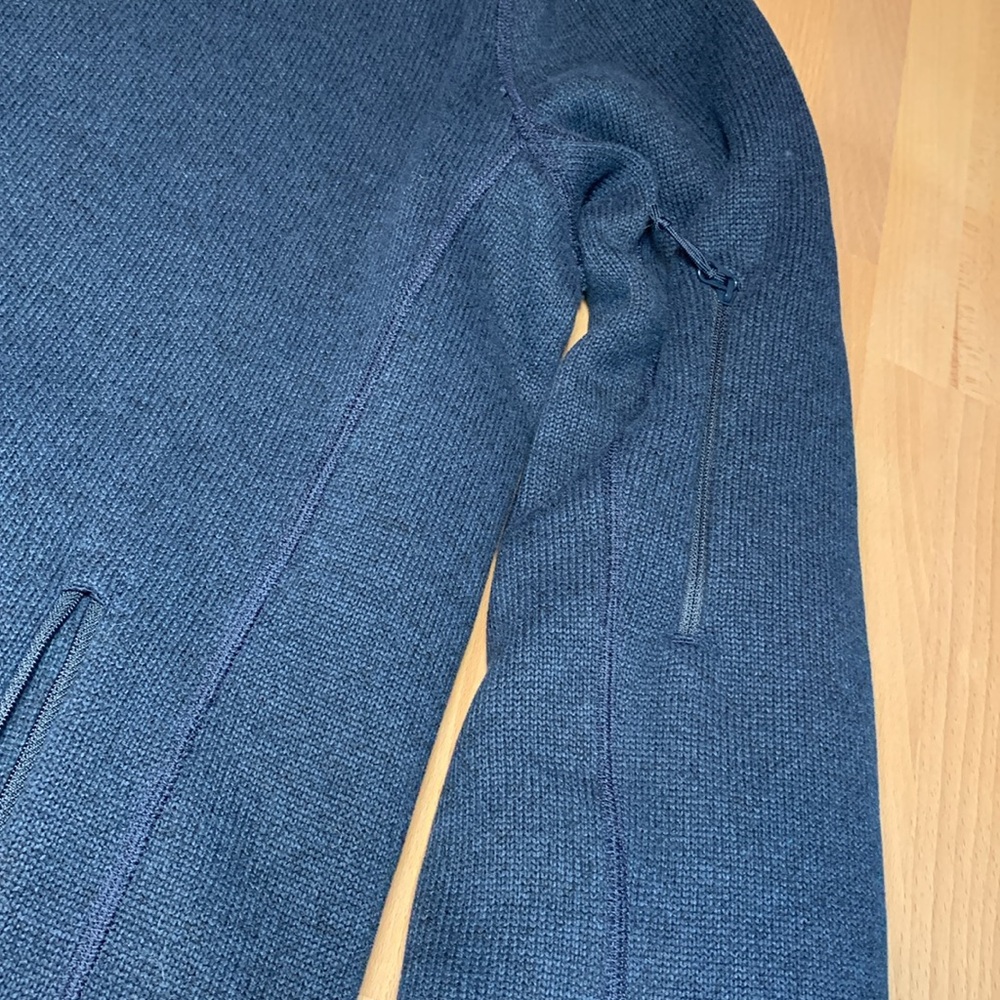 Helly Hansen jacket - Picture 7 of 9